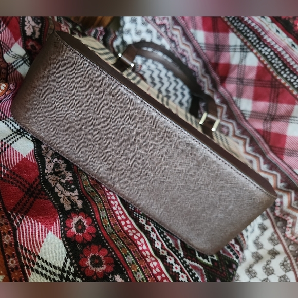 Burberry Nova Check Tote Bag in Beige Nylon Tote - Picture 3 of 16